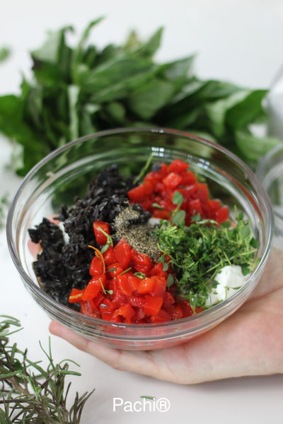 Green Olive & Pimento Lowfat Yogurt Spread