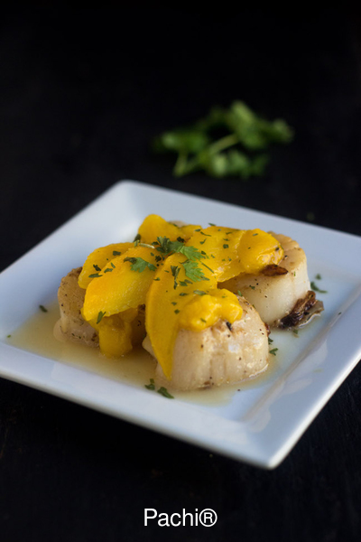 Scallops in Herbed Mango Sauce